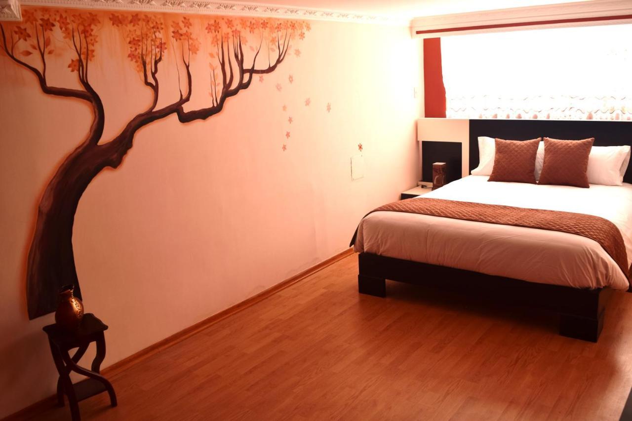 La Kapital Hotel アンバート エクステリア 写真