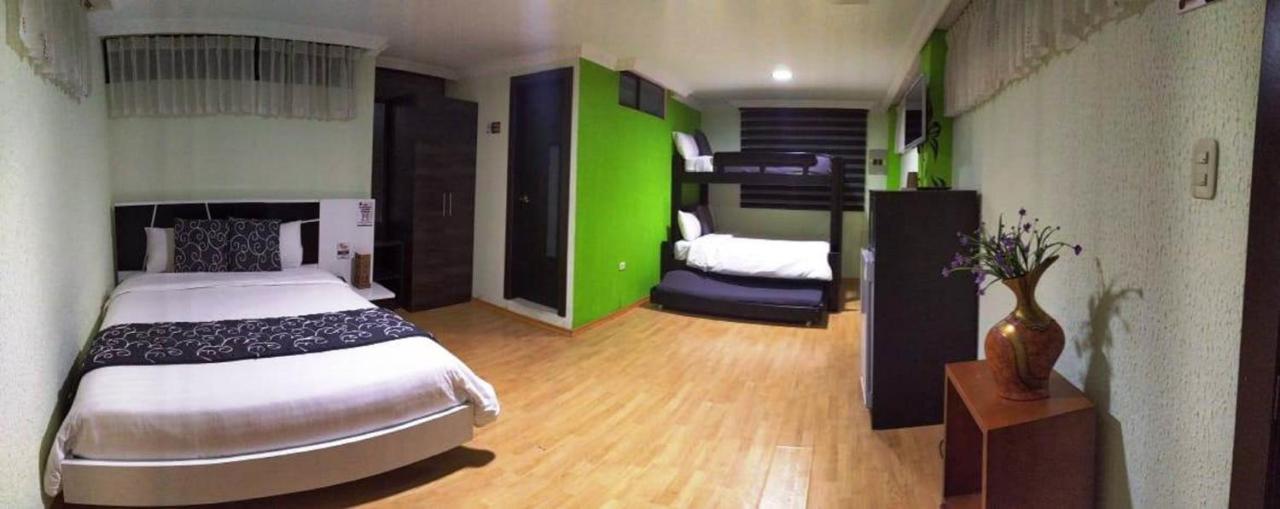 La Kapital Hotel アンバート エクステリア 写真